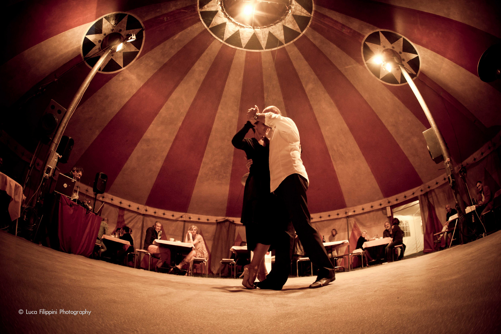 Tango al Circo