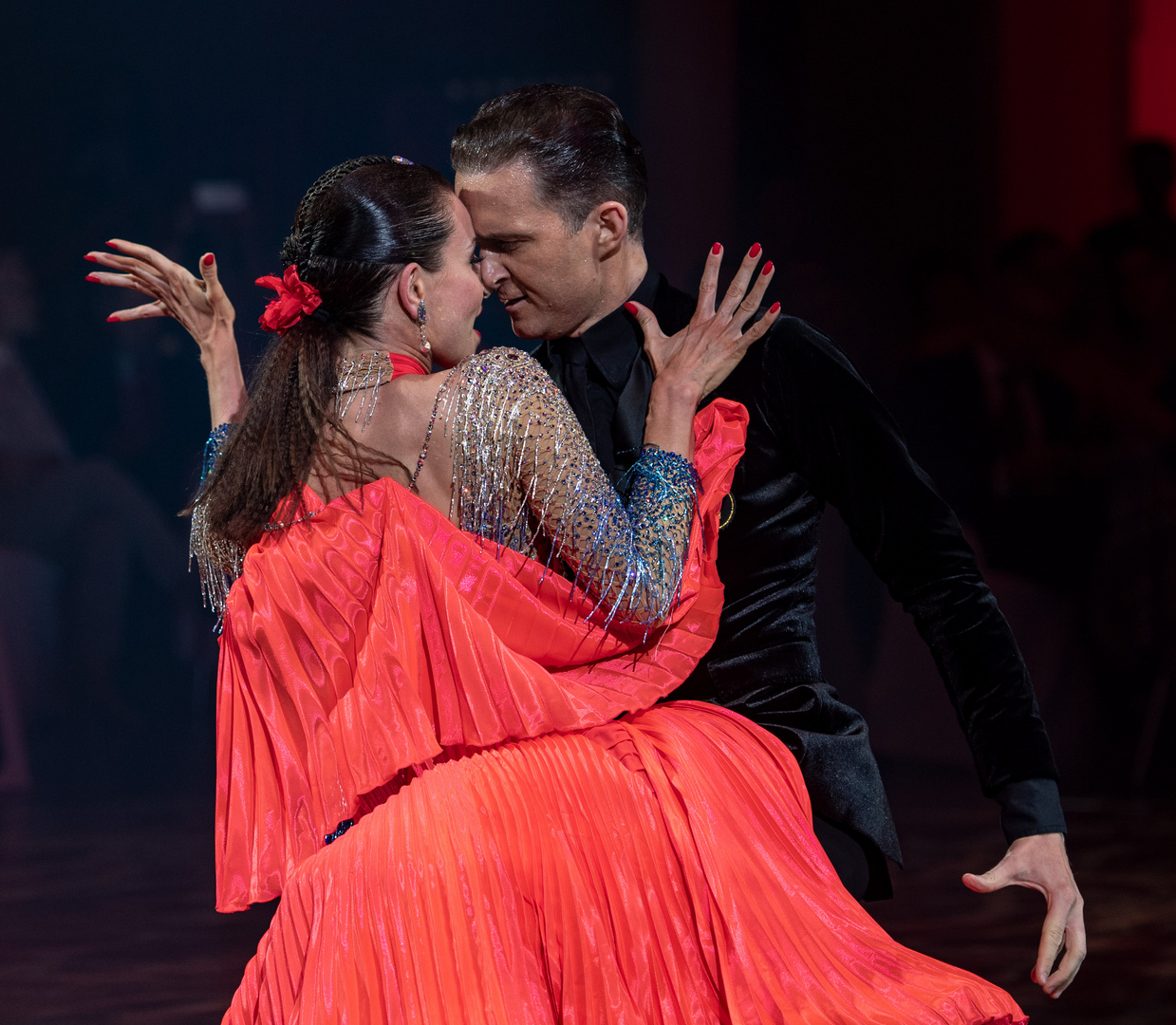 Tango, weltmeisterlich von Domen Krapez (Slowenien) und Natascha Karabey (Deutschland)