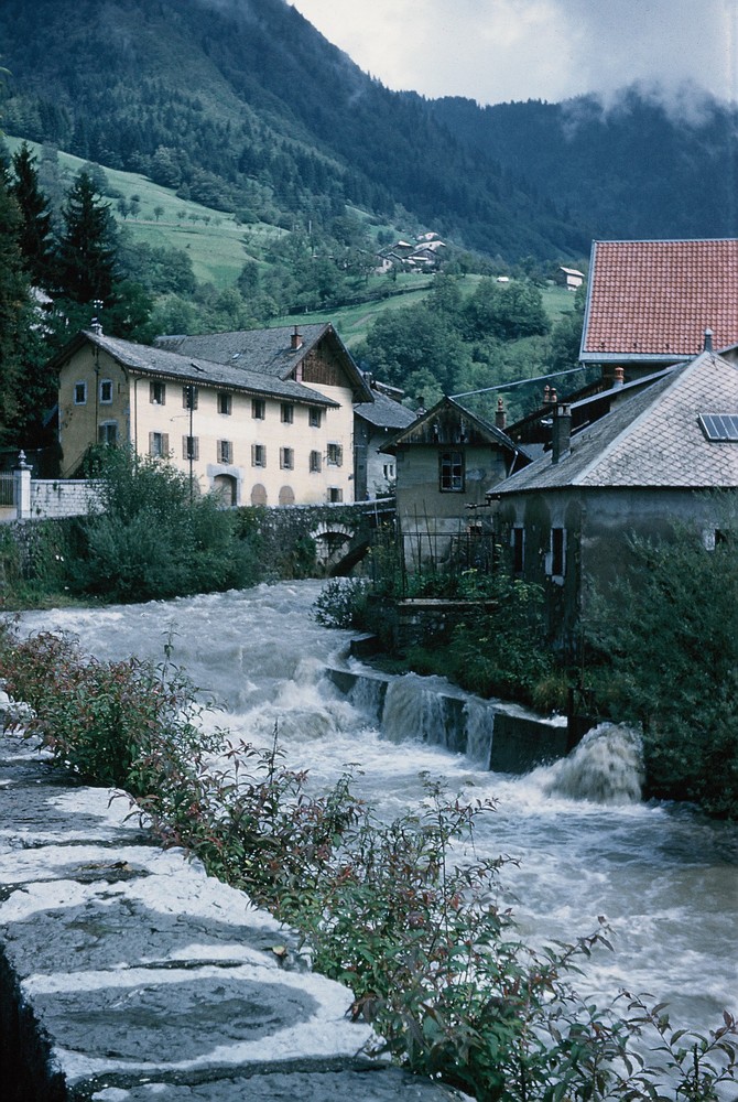 Taninges photo et image europe, france, haute savoie Images