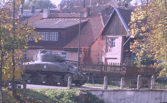 tank in shiny town