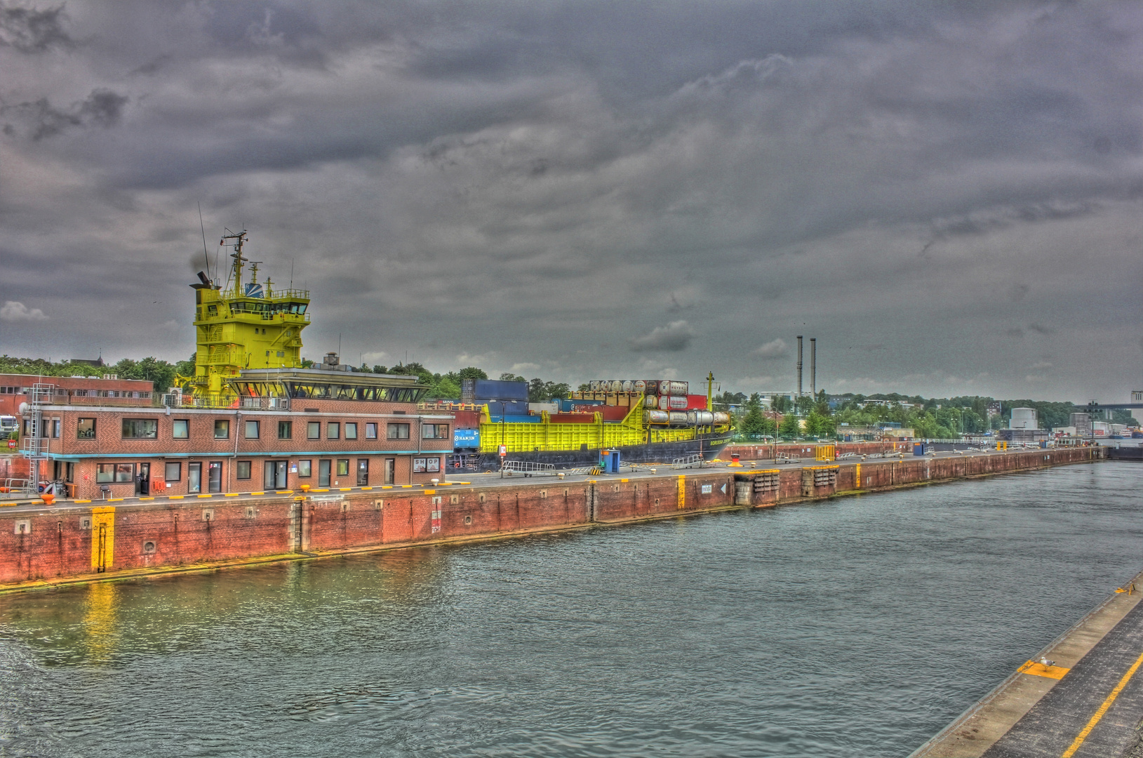 Tanker "Borussia Dortmund"