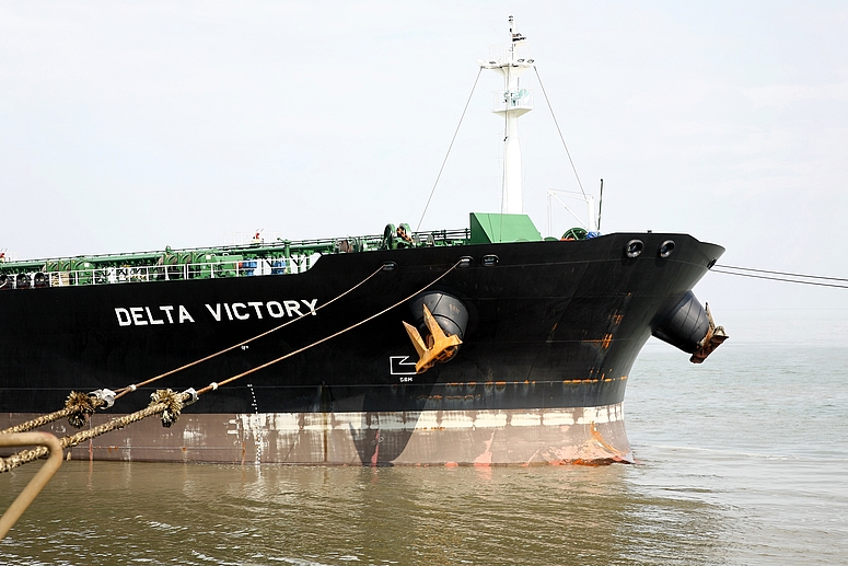 Tanker "Delta Victory"