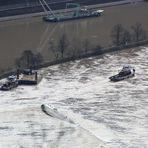 Tanker „Waldhoff“ gekentert   Hochwasser 2011 am Mittelrhein   2