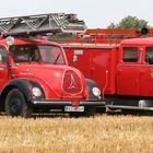 Tanklöschfahrzeug und Drehleiter als Magirus Rundhauber