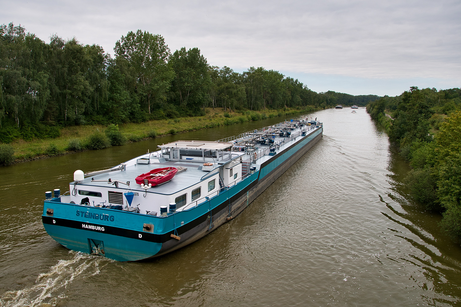 Tankmotorschiff „Steinburg“ auf den Mittellandkanal