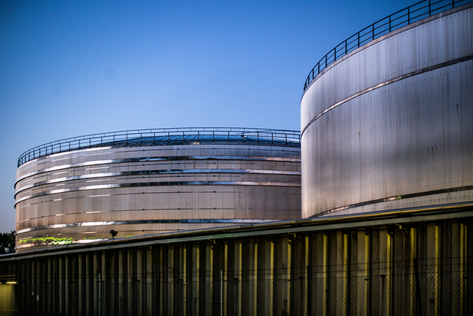 Tanks Hafen Hamburg