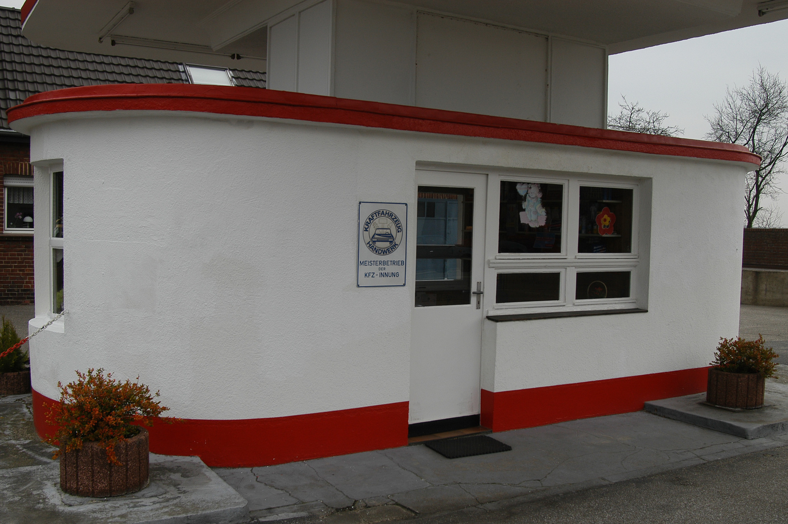 Tankstelle aus den 60 er Jahren