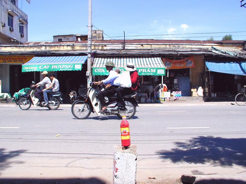 Tankstelle in Hanoi