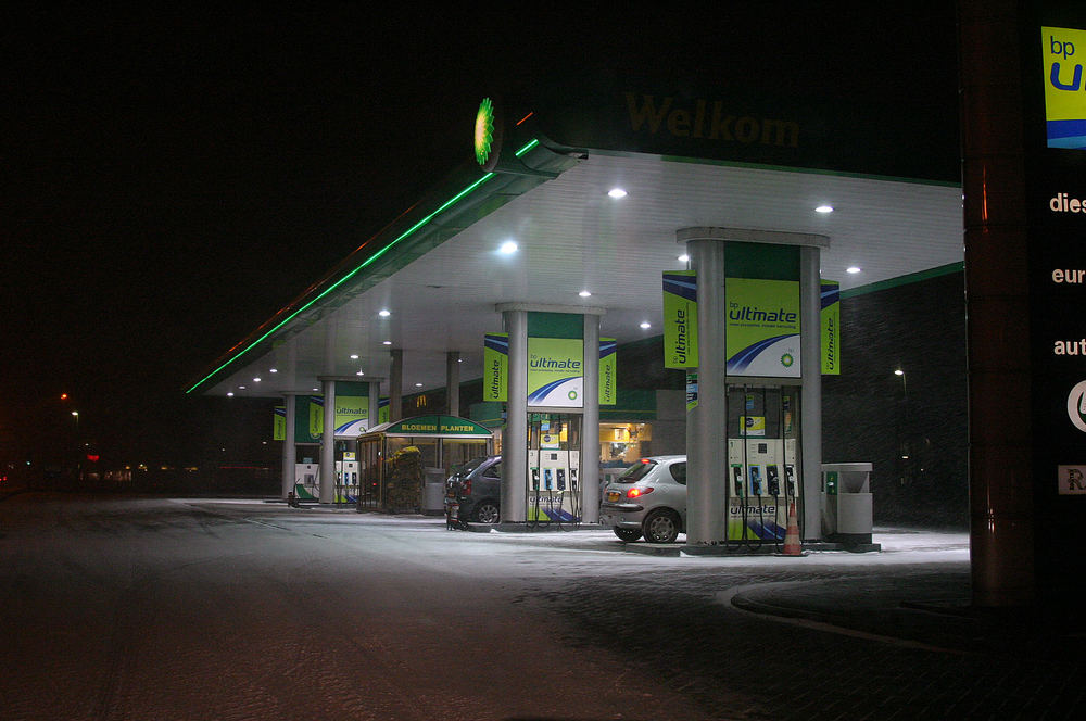 Tankstelle in Winter