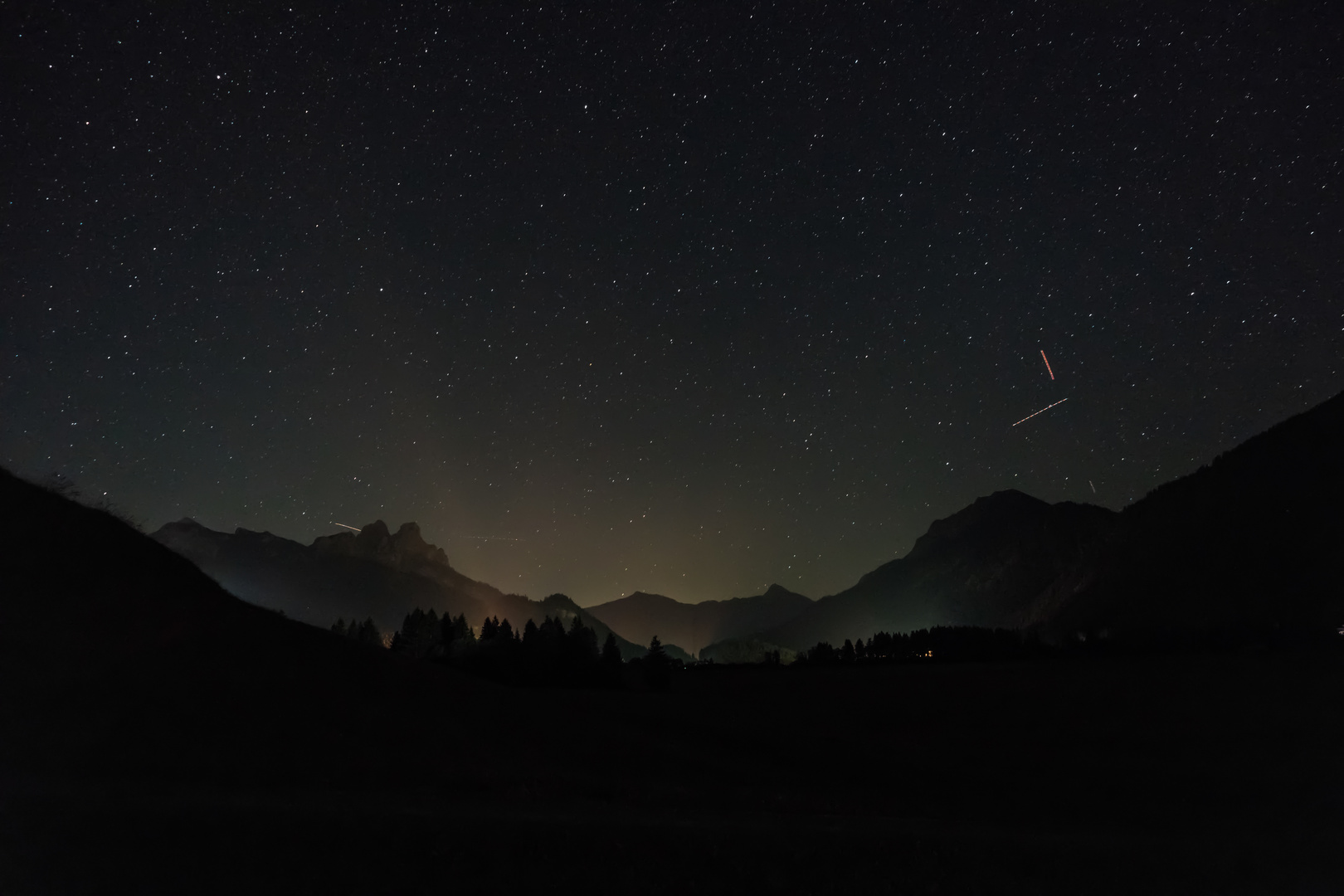 Tannheimer Tal in einer klaren Nacht