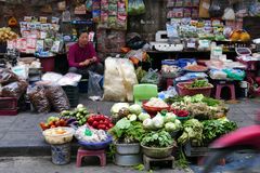 ...Tante Emma in Hanoi...