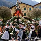 TANZ UM DEN OSTERBRUNNEN