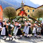 TANZ UM DEN OSTERBRUNNEN