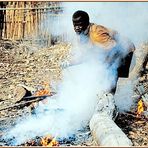 Tanzania 2001 - Korosho - Cashew Nuts - Rösten, Bild 003