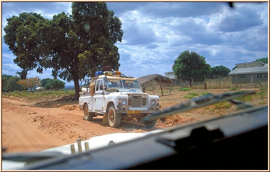 Tanzania 2001 - Tunduru, Ruvuma Region - Land Rover "One Ten" On The Road