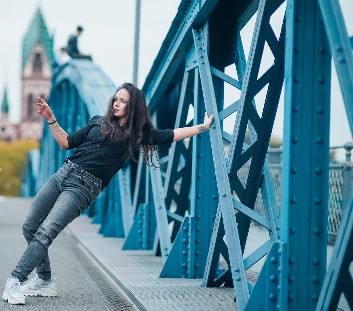 Tanzen auf der Stühlinger Brücke in Freiburg