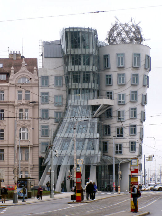 ... Tanzendes Haus in Prag ...