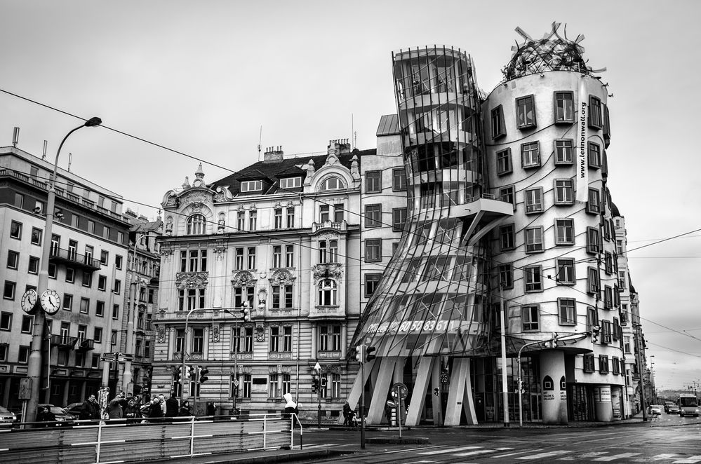 Tanzendes Haus-Prag Foto & Bild | europe, czech republic ...