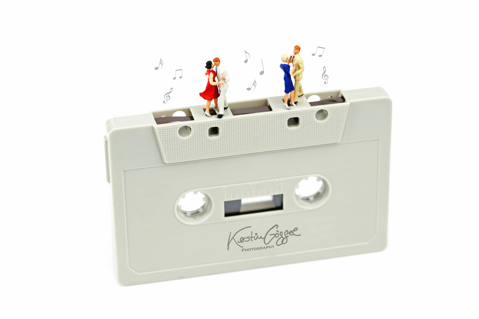 Tanzpaare auf Musikkassette 