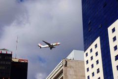 TAP im Landeanflug auf Lissabon