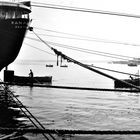 Taranto, Mar Piccolo, 15 agosto1959 - sullo sfondo il porto militare.