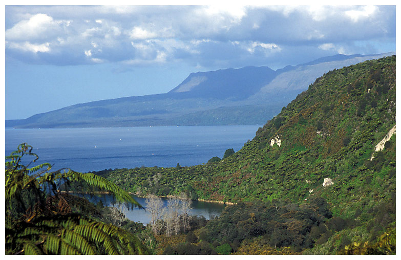 Tarawera See und Vulkan