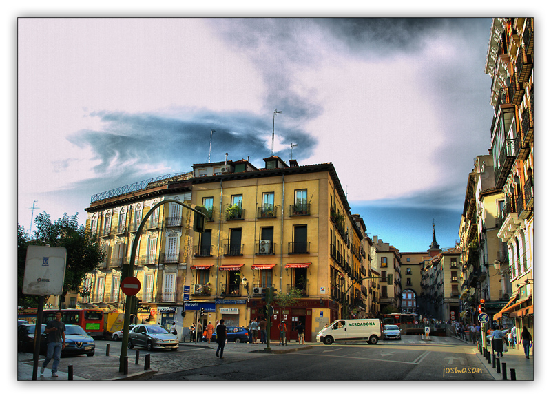 Tarde amable con tiempo revuelto (HDR)