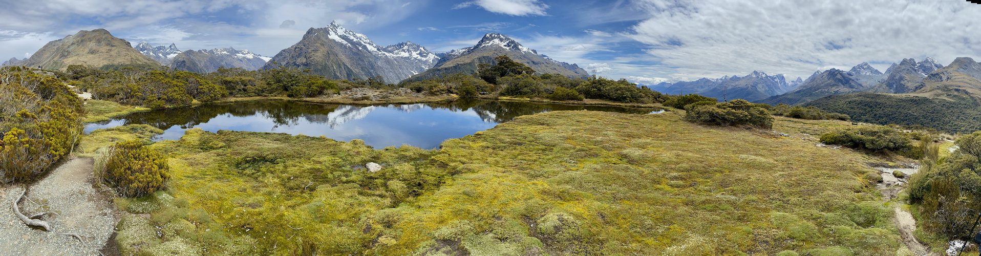 Tarns am Key Summit