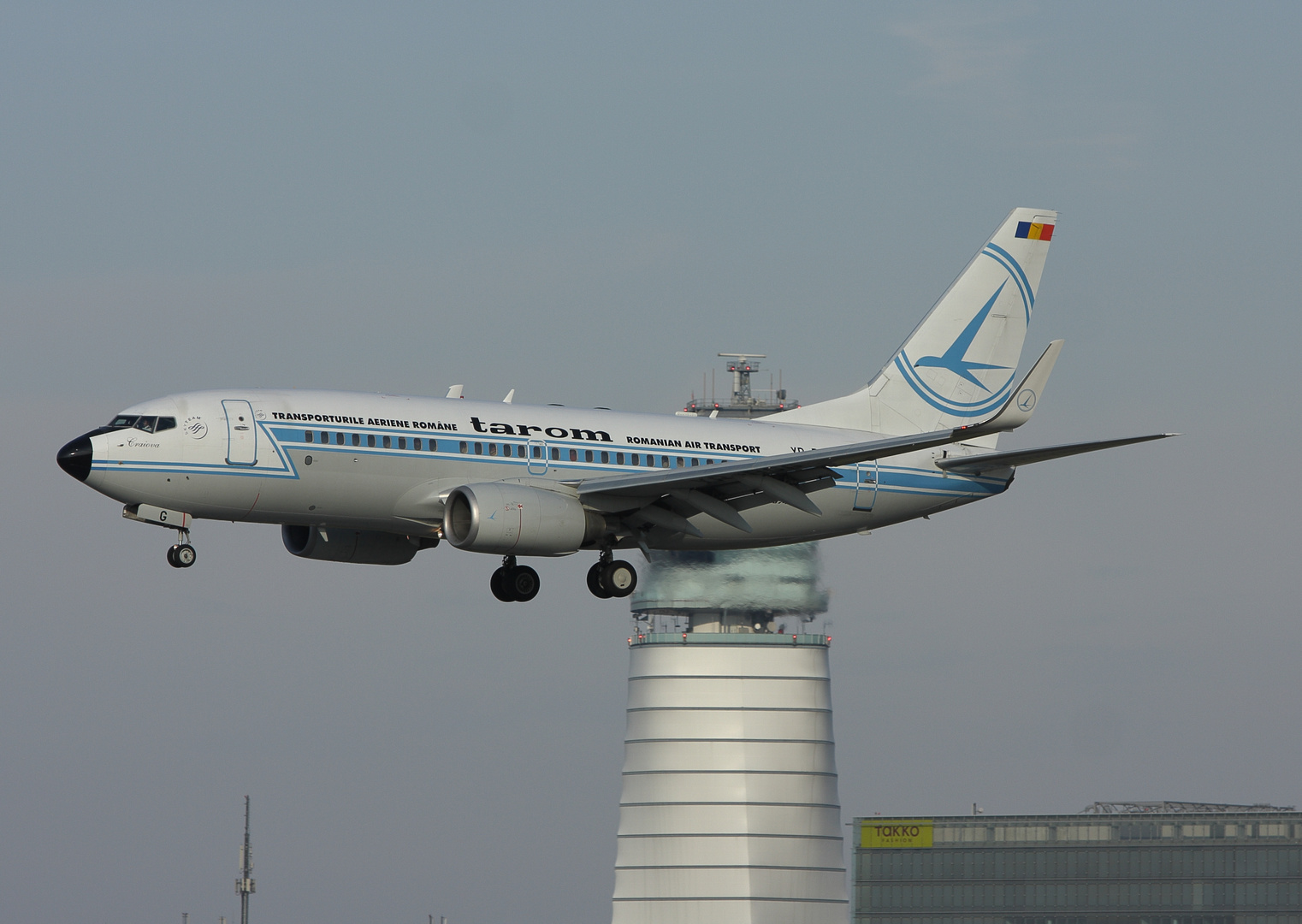 TAROM Retro Boeing 737-700 Winglets...