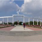 Taschkent - Parkanlage am Denkmal der weinenden Mutter