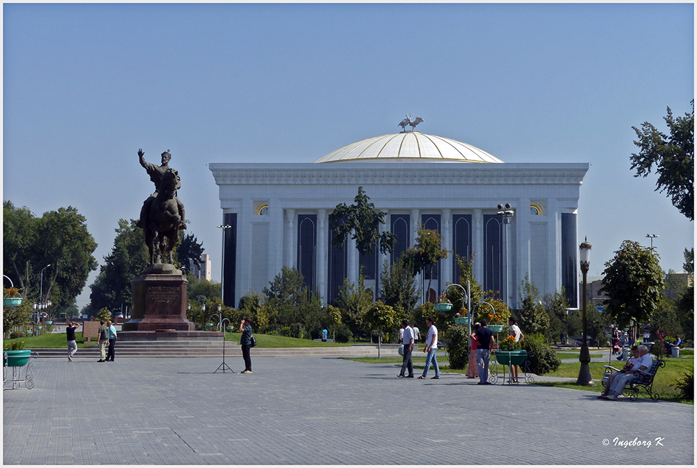 Taschkent - Platz des Amir Timur -