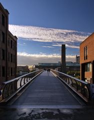 Tate modern über die Millennium Bridge gesehen