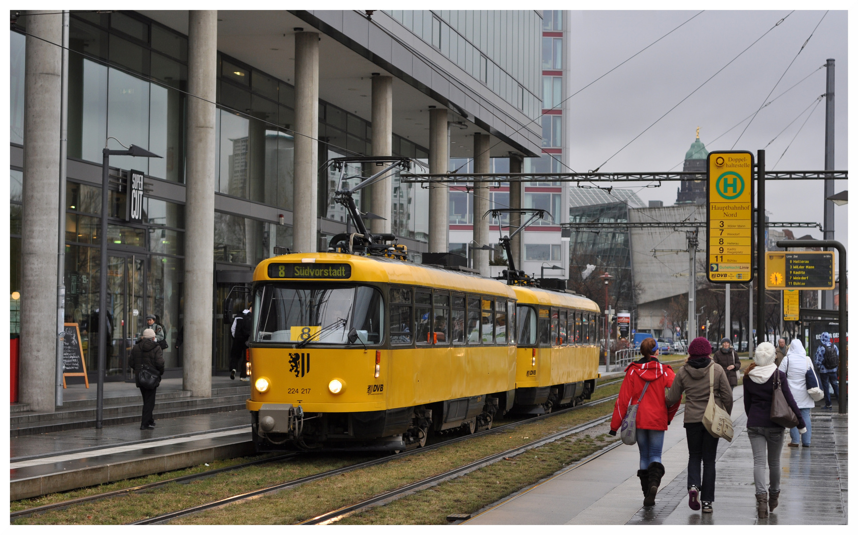 Tatra am Hauptbahnhof