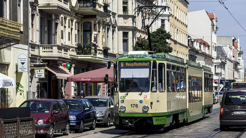 TATRA-TRAM MIT DURCHHÄNGER (KTNF6)