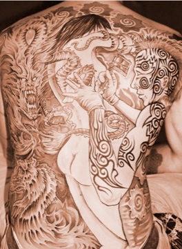 TATTOO - gemalte Tätowierung zur Ausstellungseröffnung im Museum für Kommunikation in Berlin 2007