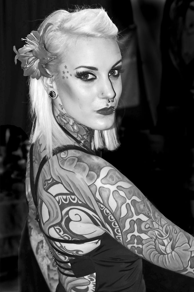 Tattoo-Lady