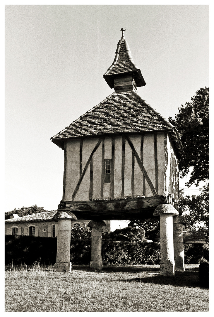 Taubenhaus am Hof Le Chartron