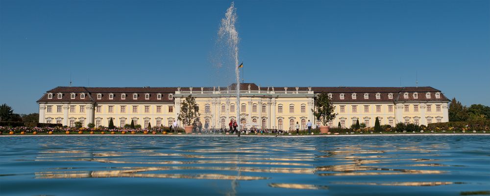 Tauchgang am Ludwigsburger Schloß .... :-)