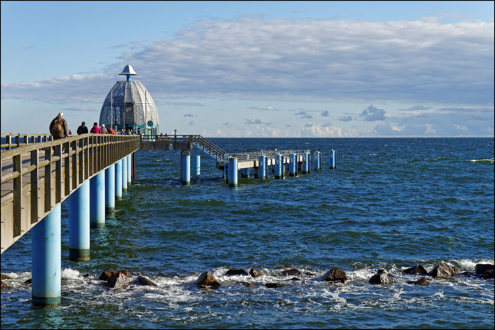 Tauchgondel an der Selliner Seebrücke