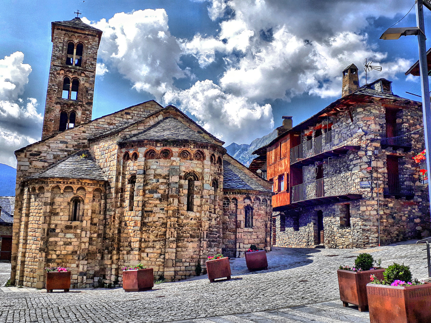 Taüll - església Sta. Maria - Vall de Boí - Alta Ribagorça