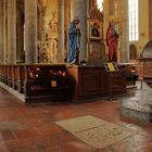 Taufbecken in der Stadtpfarrkirche von Schwaz