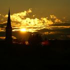 Taufkirchen im Sonnenaufgang