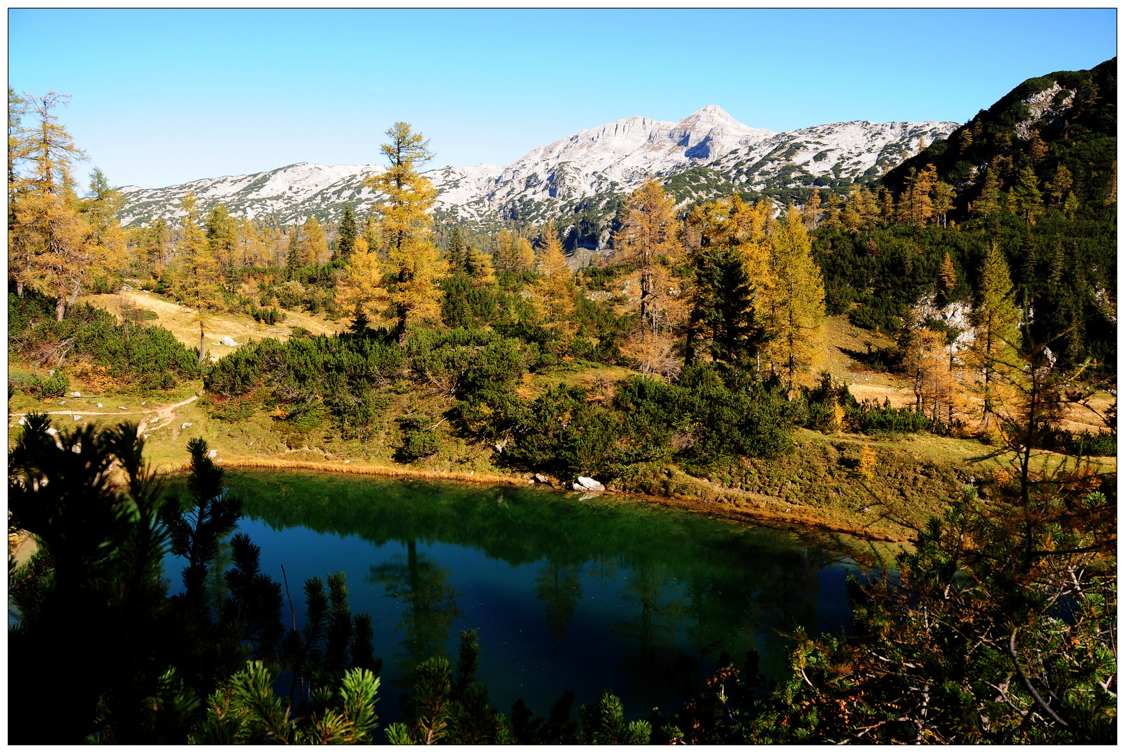 Tauplitzalm, Märchensee mit Brettstein