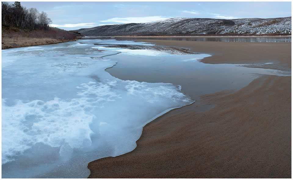 Tauwetter (07) Sandbank im Tanafluss