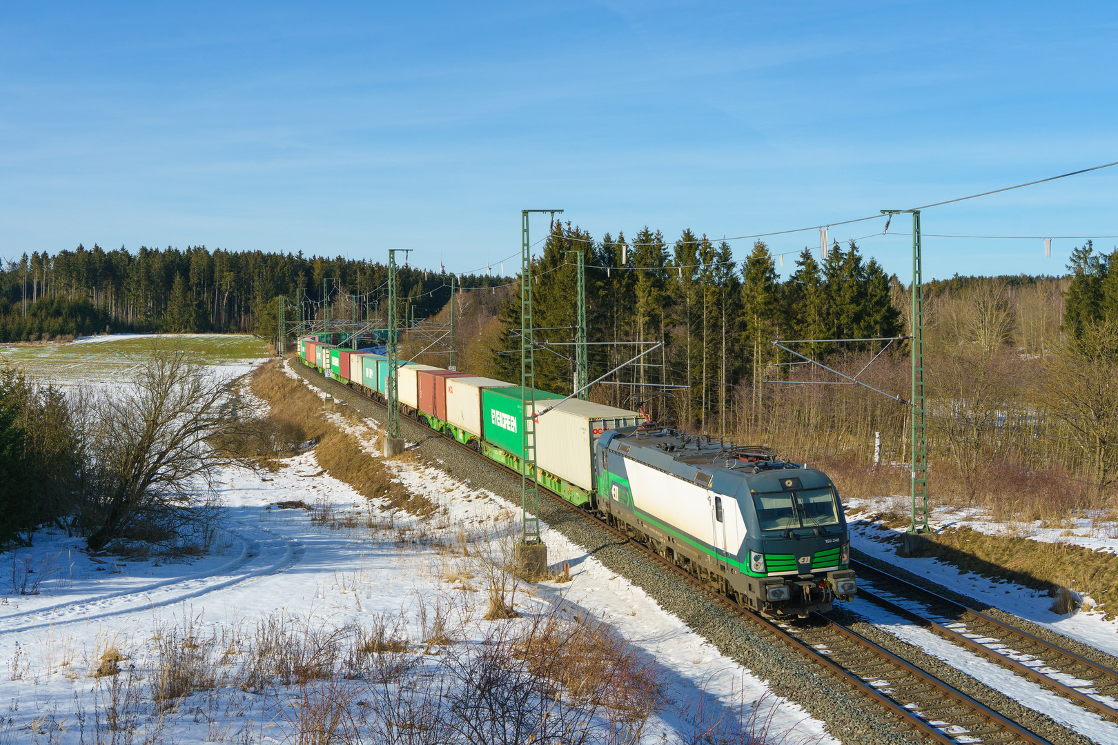 Tauwetter und Überseekisten- Zug in Föhrig