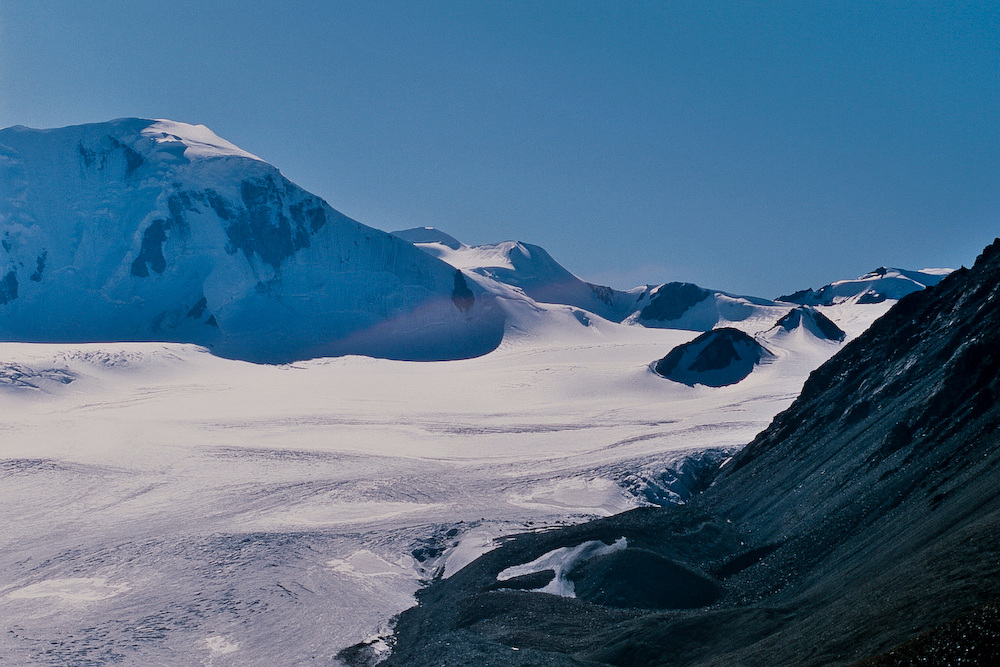 Tavan Bogd 4374m