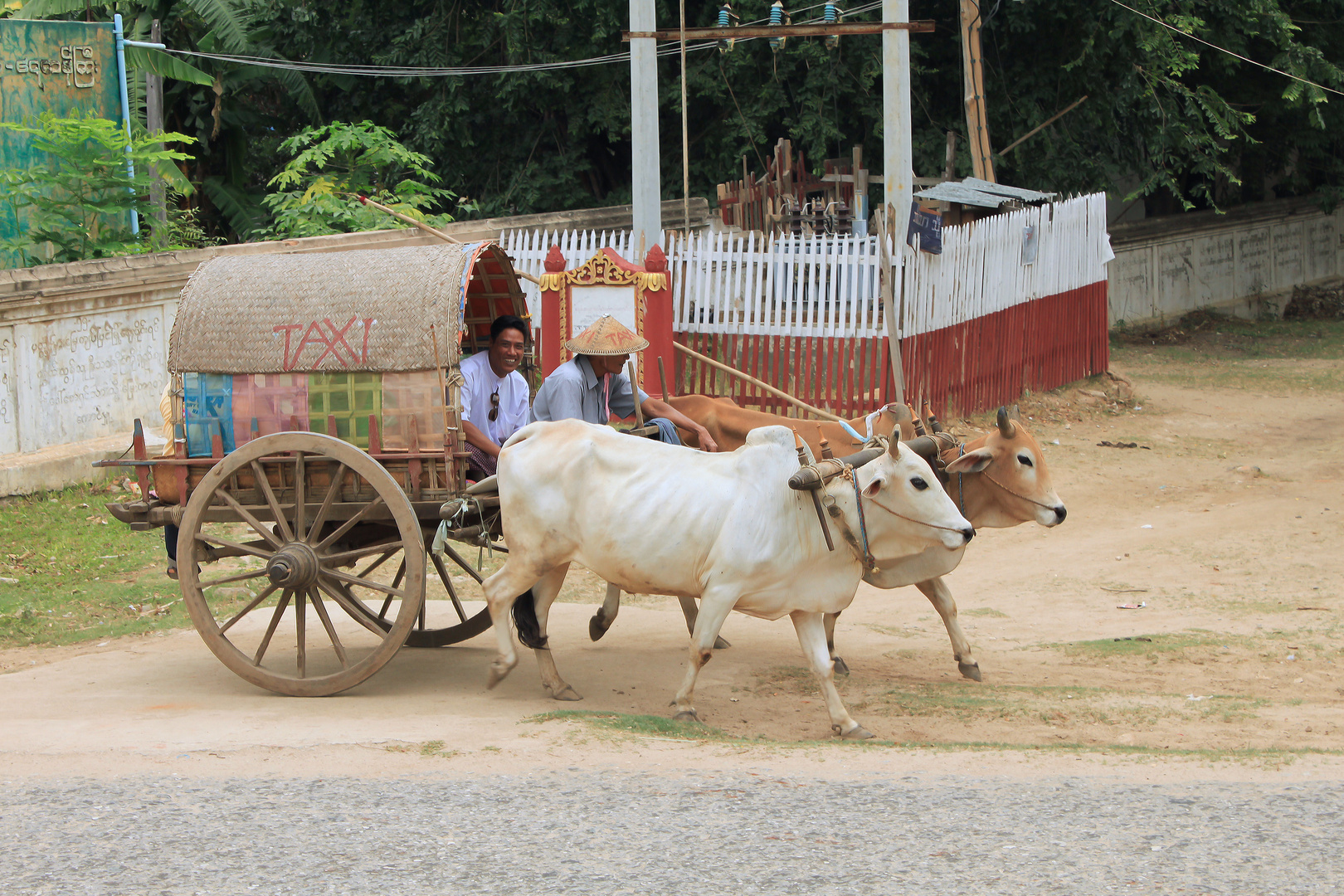 Taxi auf Mingun