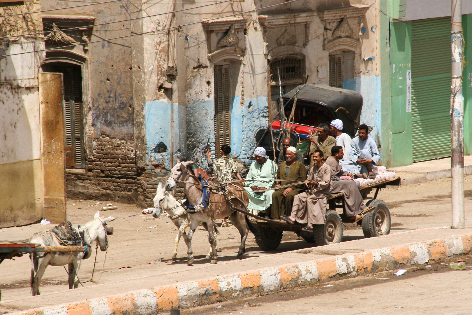 taxi in esna I