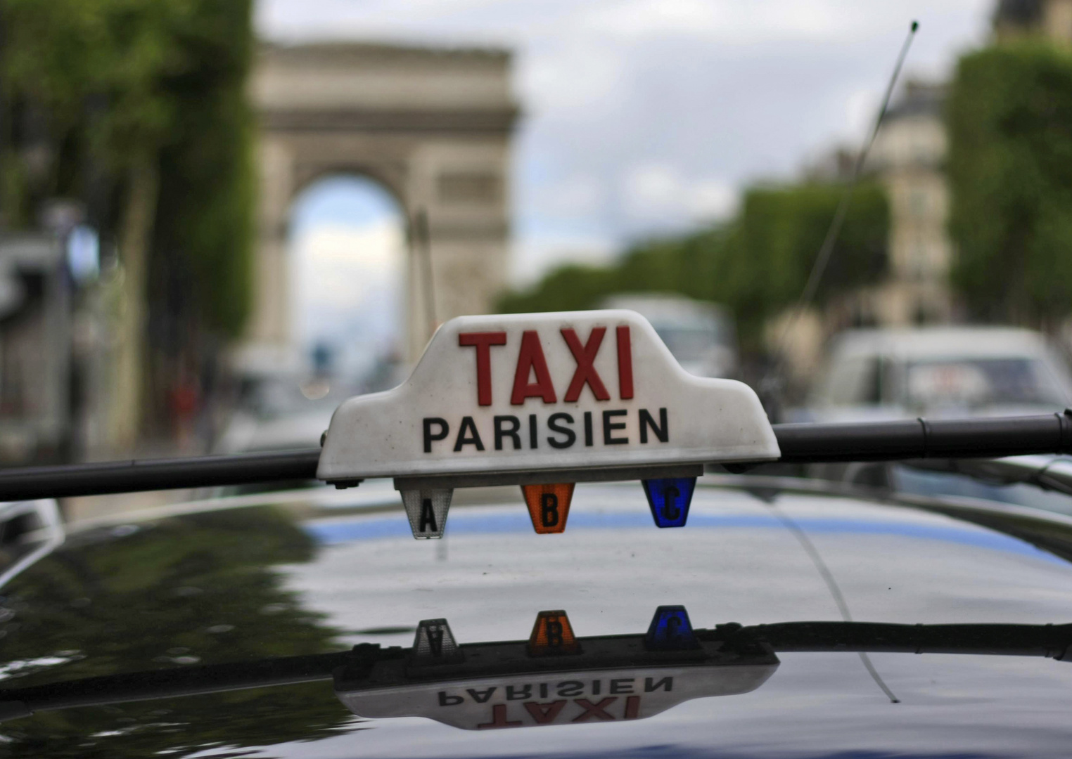 Taxi nach Paris