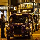 Taxi Oxford by night